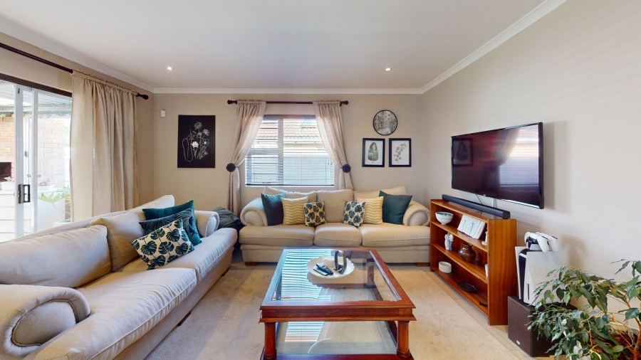 3 Bedroom Property for Sale in Pinelands Eastern Cape